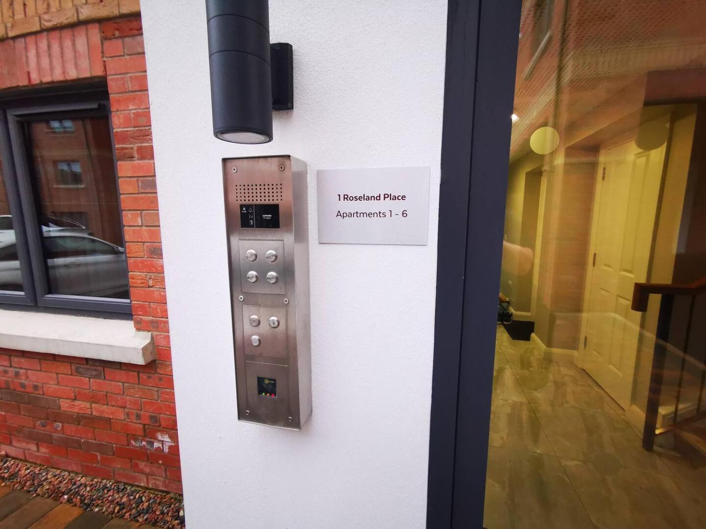 Belfast Central 2 Bedroom Luxurious Modern Stay Extérieur photo