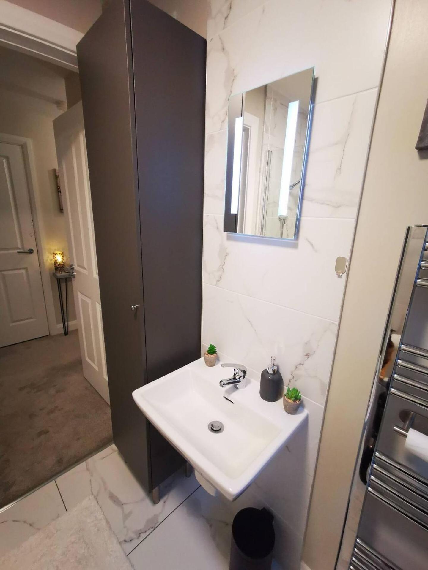 Belfast Central 2 Bedroom Luxurious Modern Stay Extérieur photo