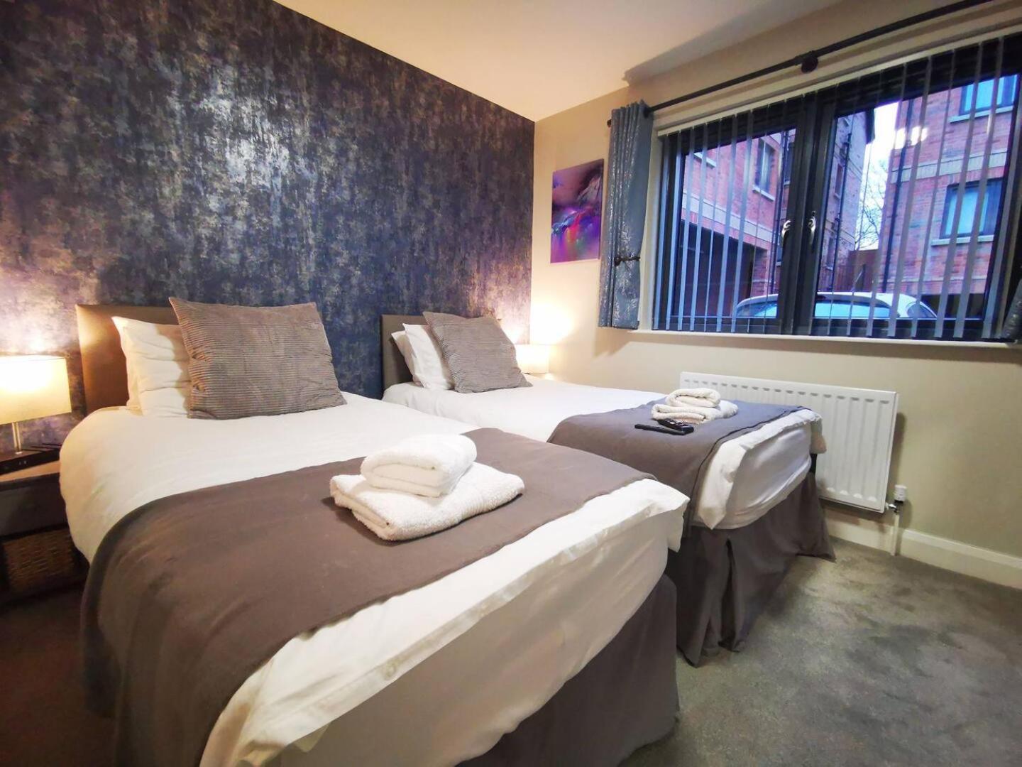 Belfast Central 2 Bedroom Luxurious Modern Stay Extérieur photo